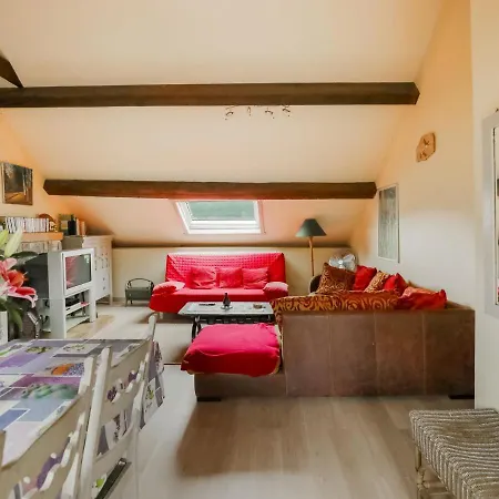 Lovely In Vierves Sur Viroin With Garden And Terrace Holiday home